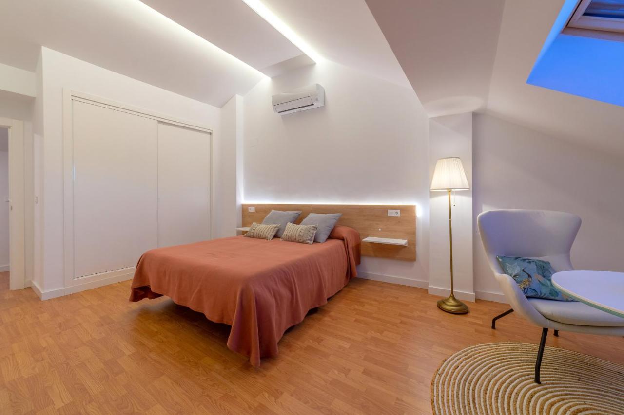 Apartamentos Turisticos Torres De Santiago Убеда Екстер'єр фото